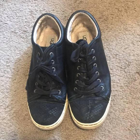 Ugg Sneakers - Picture 1 of 8